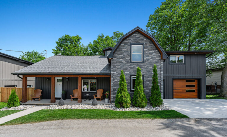 Rare Waterfront Home in Wellesley | 20 David Street